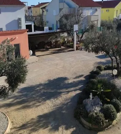Juli 1 - With Garden Vodice